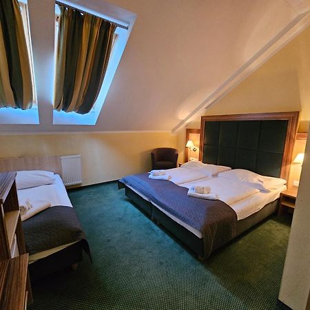 Hotel U Divadla Znojmo Ngoại thất bức ảnh