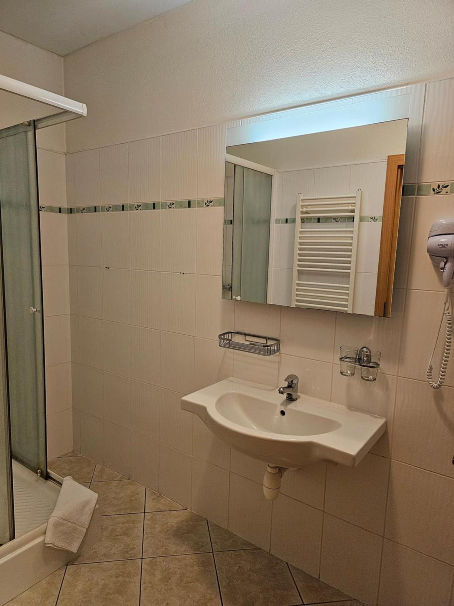 Hotel U Divadla Znojmo Ngoại thất bức ảnh
