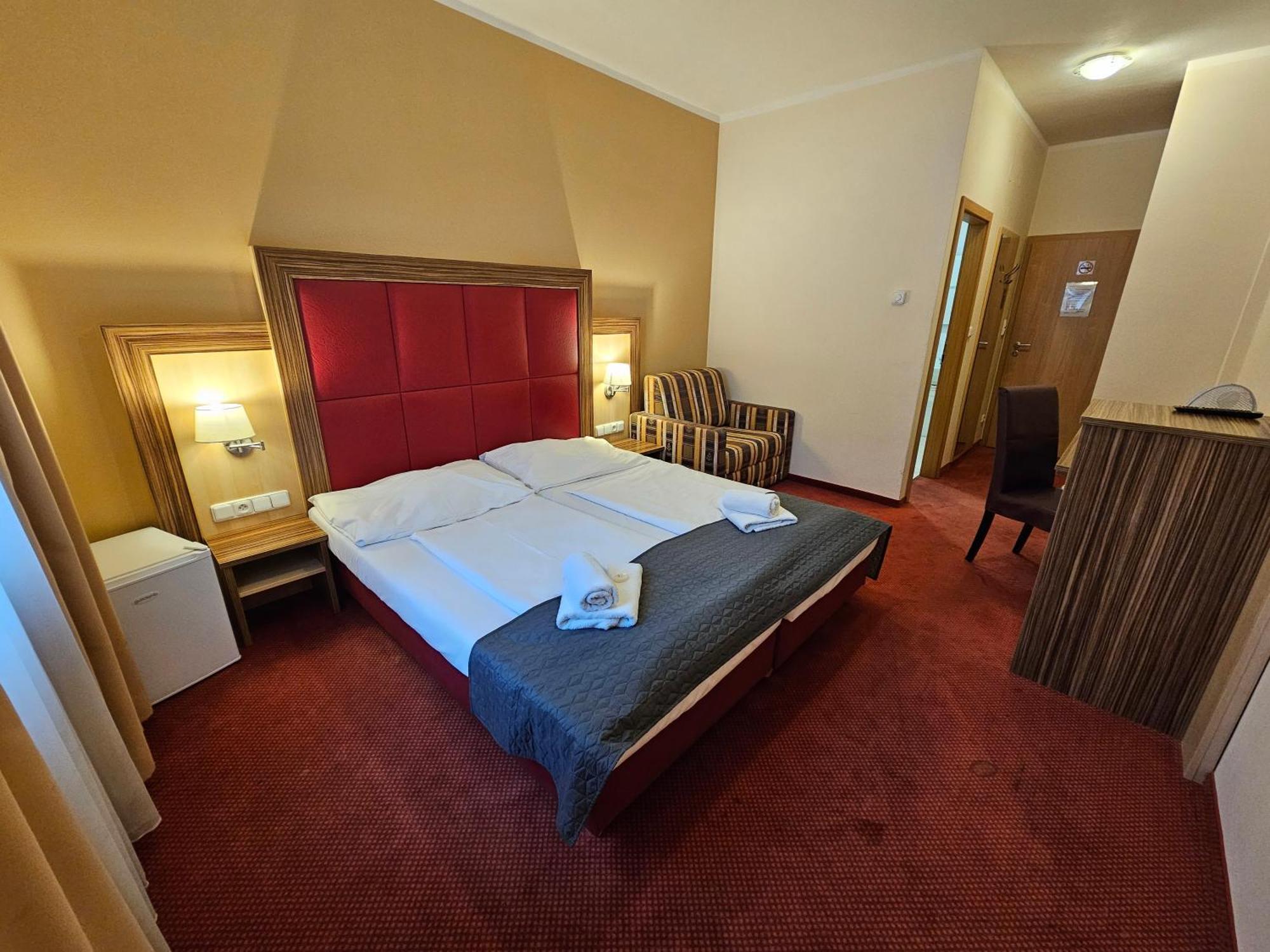 Hotel U Divadla Znojmo Ngoại thất bức ảnh