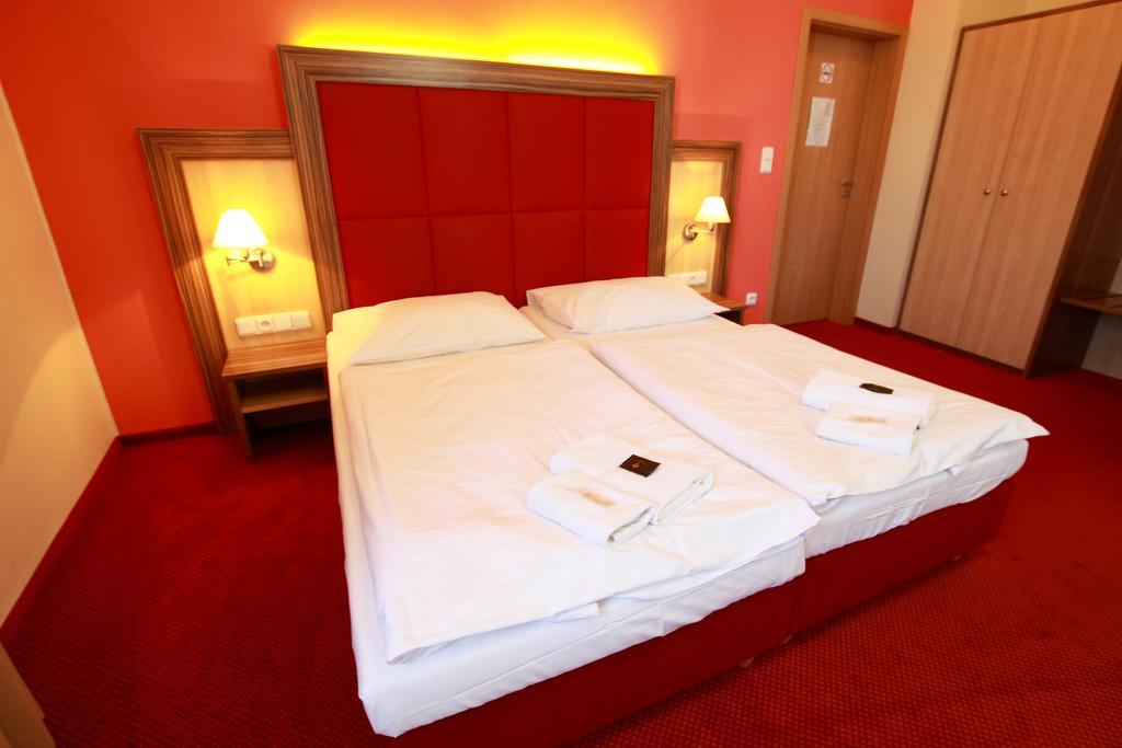 Hotel U Divadla Znojmo Ngoại thất bức ảnh