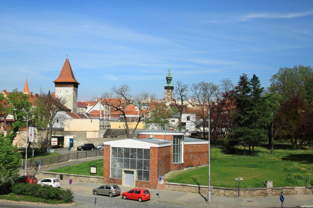 Hotel U Divadla Znojmo Ngoại thất bức ảnh
