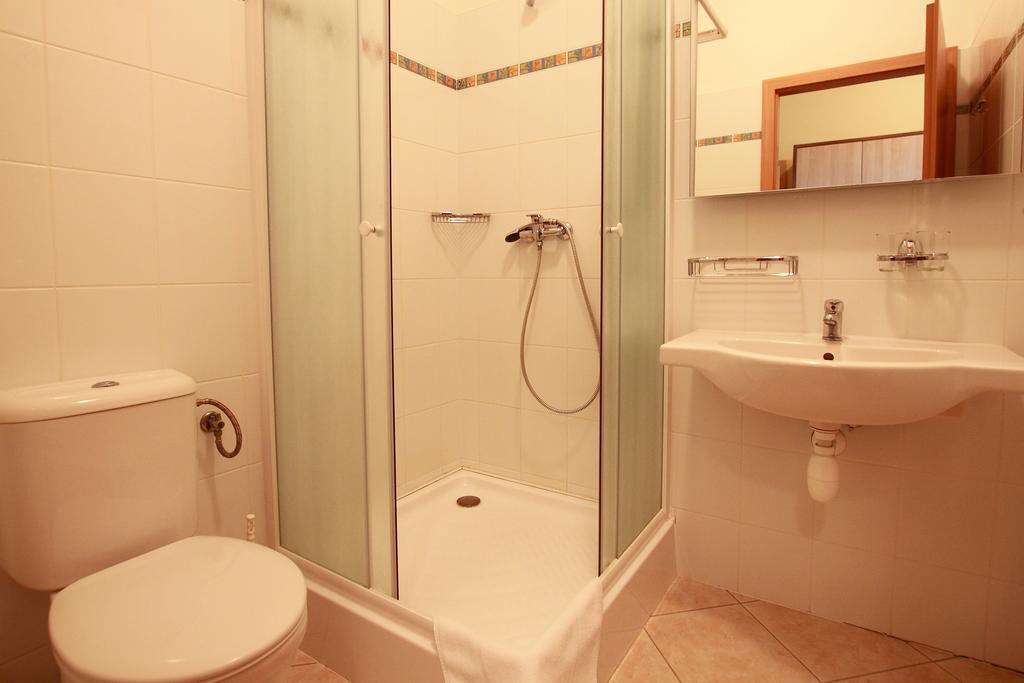 Hotel U Divadla Znojmo Ngoại thất bức ảnh
